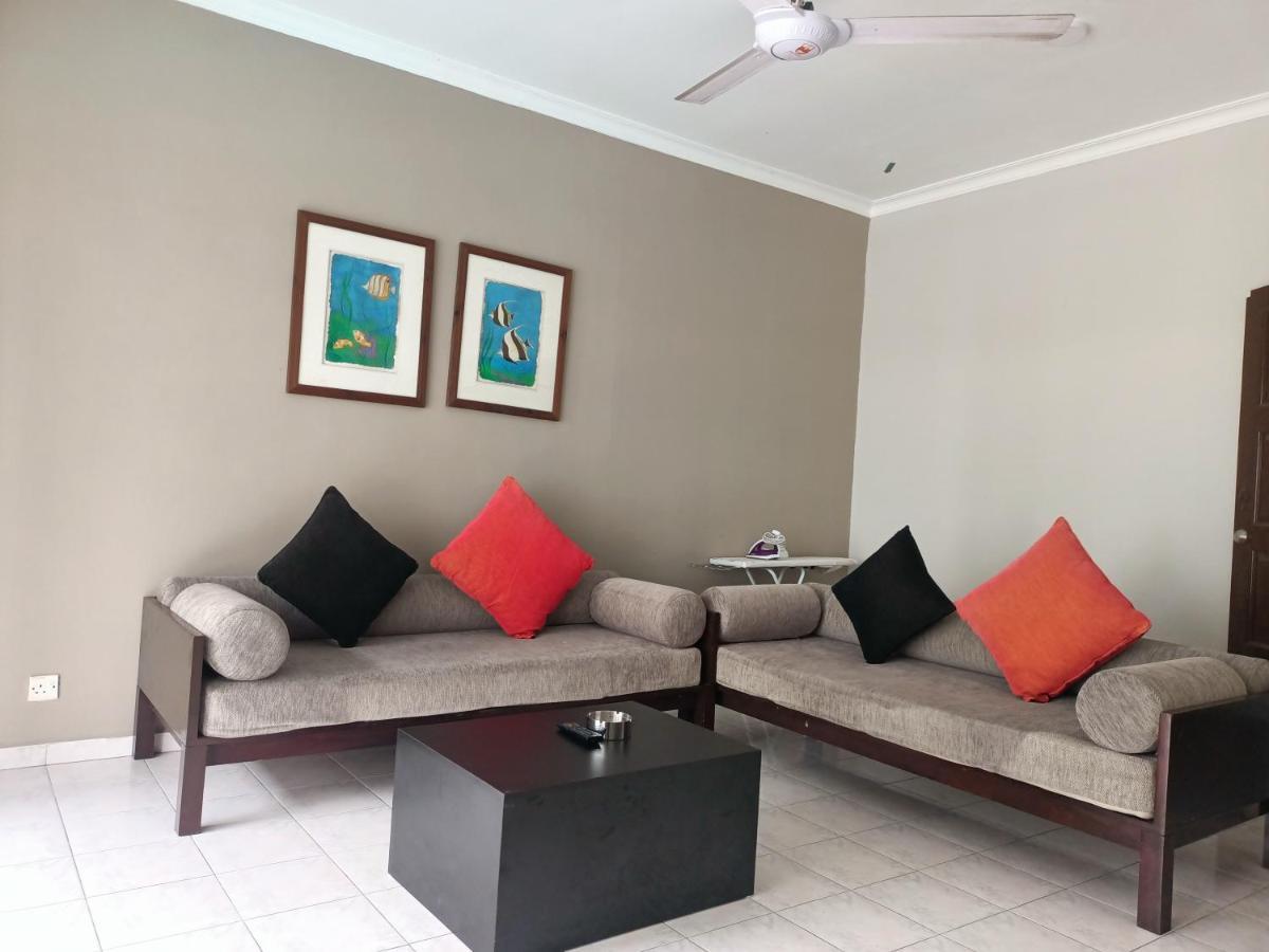 Perdana Serviced Apartment & Resorts Padang Mat Sirat Exterior photo